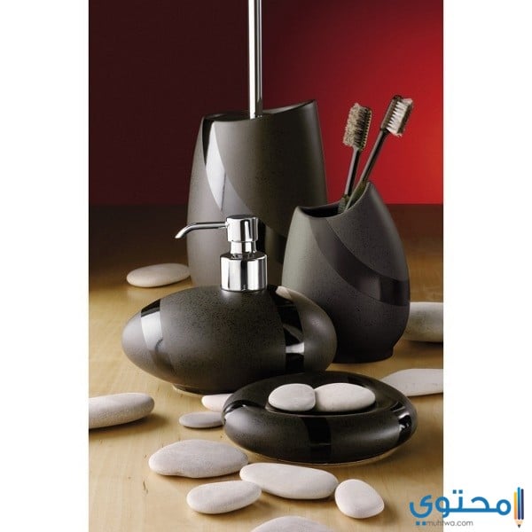 إكسسوارات حمام بسيطة
