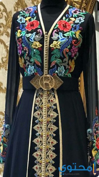 فساتين سوارية 2018