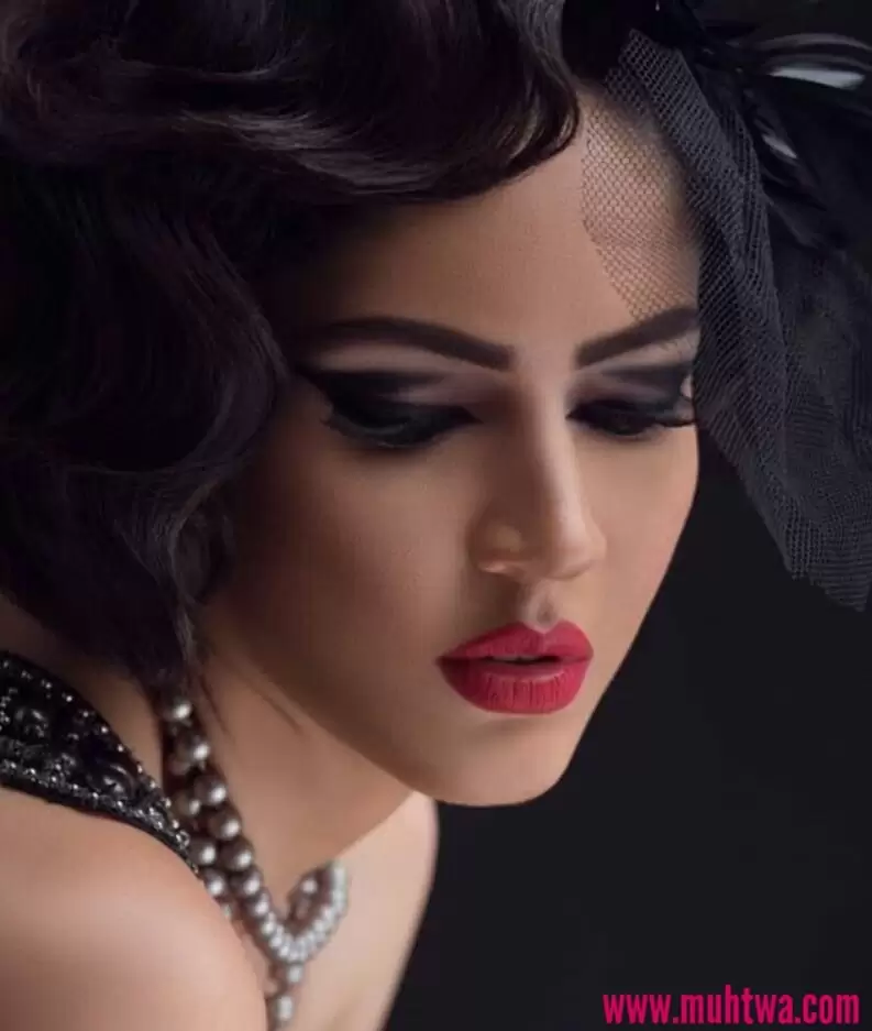 صور فنانات جميلة