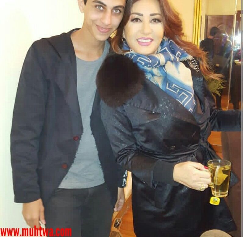 صور سماح أنور وابنها 