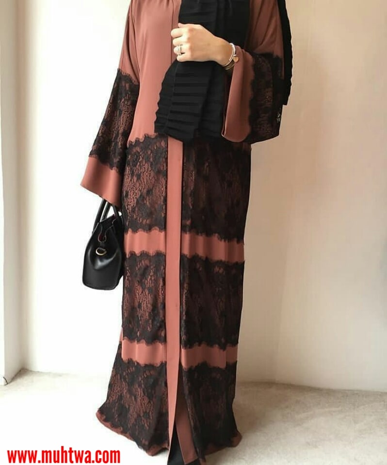 عبايات 