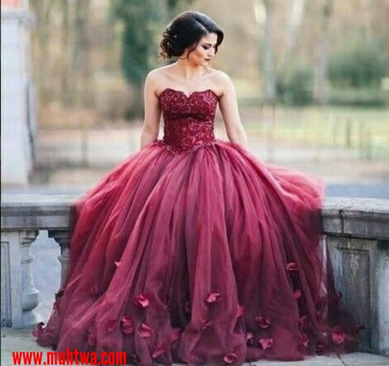 يمكن إدراكه مقال مساء صور فساتين خطوبه منفوشه Deryamaksanltd Com