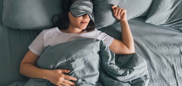 دعاء قبل النوم يجعلك تسمع خبر سعيد في الصباح مكتوب 1 دعاء قبل النوم يجعلك تسمع خبر سعيد في الصباح