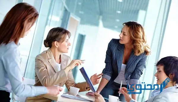 موضوع تعبير عن دور المرأة في المجتمع