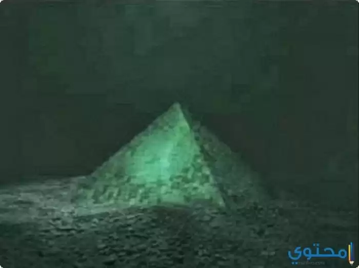 Glass Pyramids Discovered at Bermuda Triangle 11