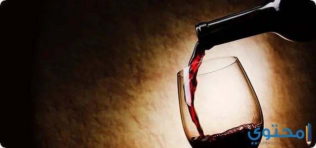 تفسير رؤية شرب الخمر في المنام دليل علي الشر والفتنة