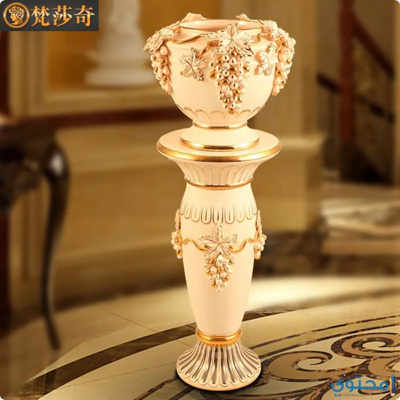 Modern Vases14
