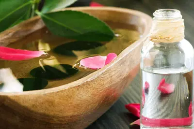 Rose Water History How To Use And Benefits