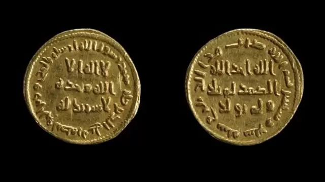 أول عملة للدولة الإسلامية في التاريخ