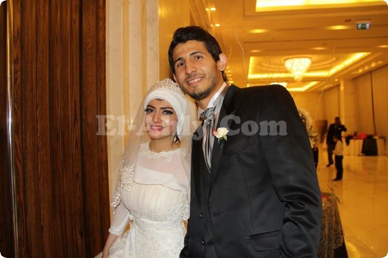 احمد حجازي وزوجته