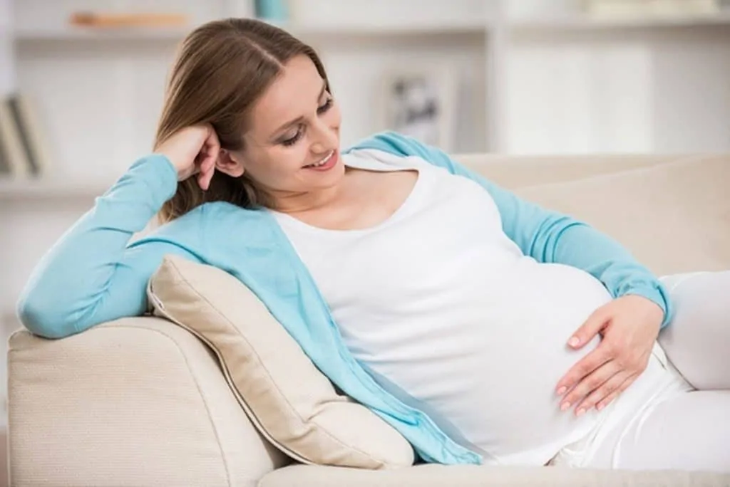 الأعراض المصاحبة للحامل في الشهر الأول