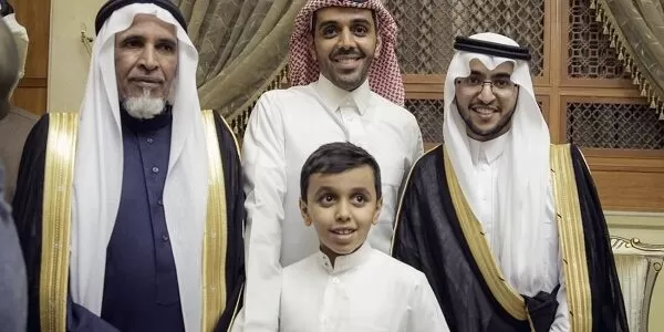 الزعاق وش يرجعون