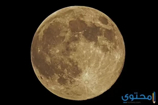 القمر في علم الفلك