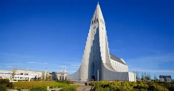 المعالم السياحية في أيسلندا بالصور 2024