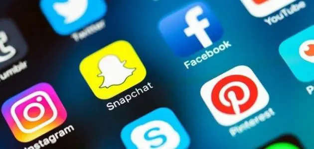 بحث عن أهمية مواقع التواصل الاجتماعي 