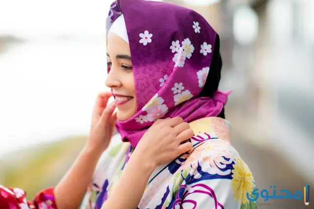 تفسير رؤية نسيان لبس الحجاب في المنام للعزباء والمتزوجة