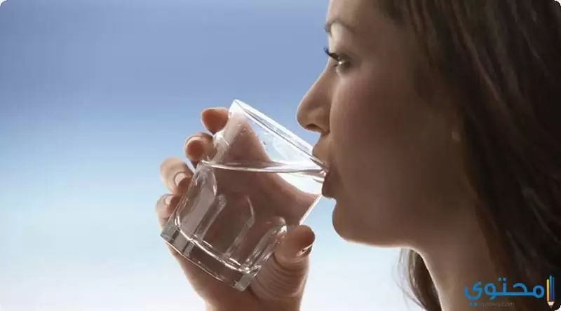 تناول المياه بمدل 2 لتر يوميا