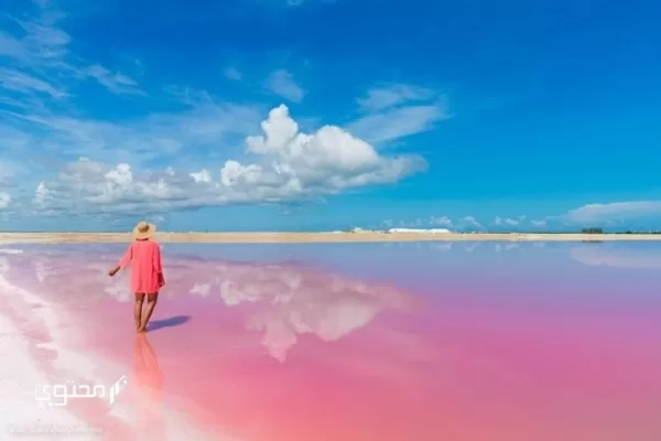 Foto's van de mooiste gekleurde meren ter wereld 2024