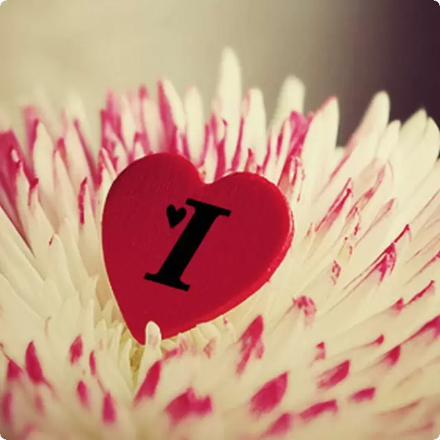 صور حرف I