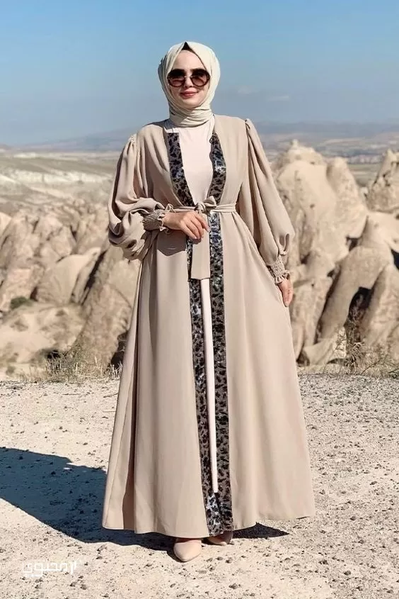 صور موديلات كارديجان للنساء مع حجاب 2024