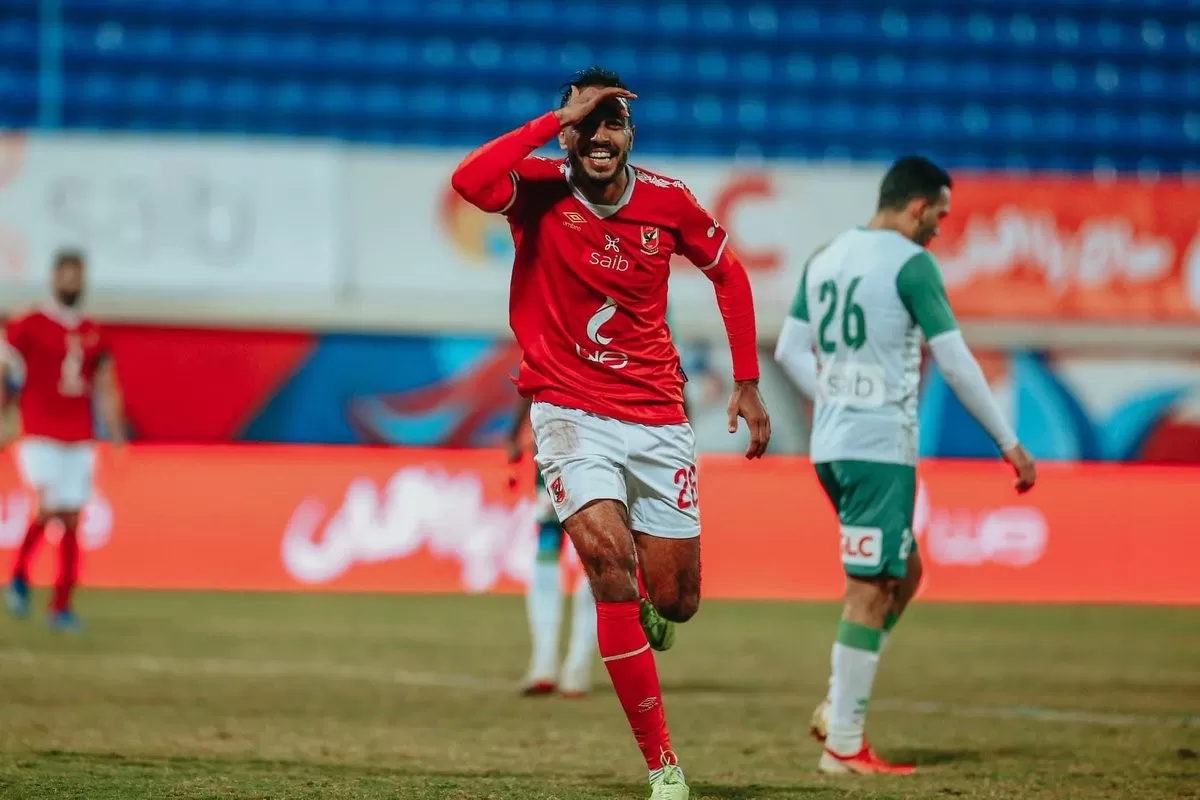 صور وخلفيات محمود كهربا للفيس 2024