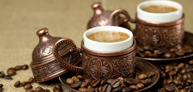خطوات طريقة إعداد القهوة العربية والتركية بالصور