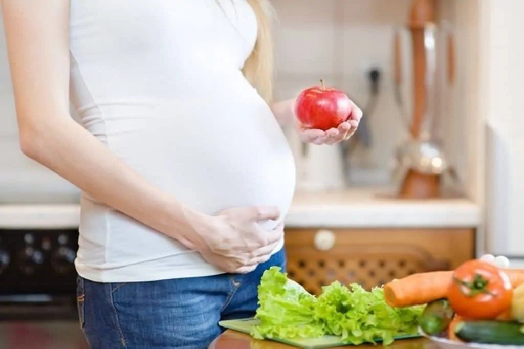 أنواع أطعمة تفيد الحامل والجنين
