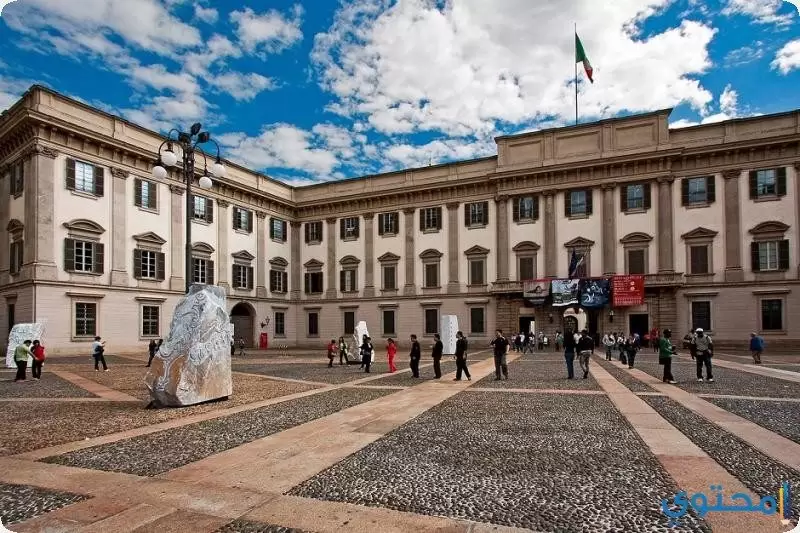  قصر ميلانو الملكي