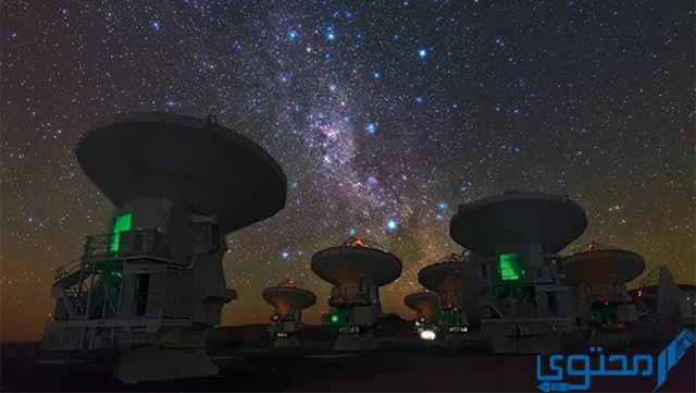 لماذا يستخدم عالم الفلك المراصد الفلكية؟
