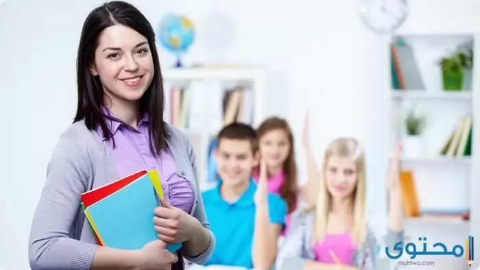 موضوع تعبير عن دور المعلم في حياة الطالب