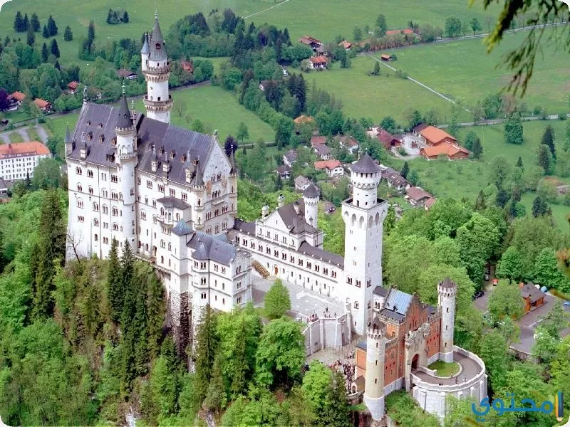 قصر نويشفانشتاين المانيا
