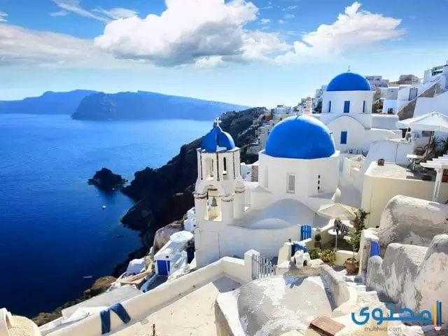 هل تعلم عن جزيرة سانتوريني في اليونان قصير ومفيد